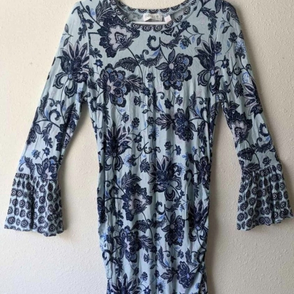 Flutter & Kick Baby Blue Floral Maternity Dress - Picture 3 of 4